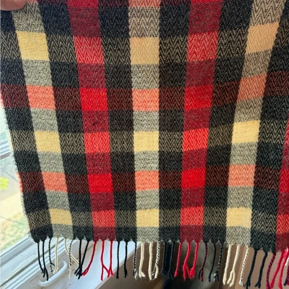 Woolrich | Red and Black Plaid Shawl with button closure | One Size - Picture 3 of 8